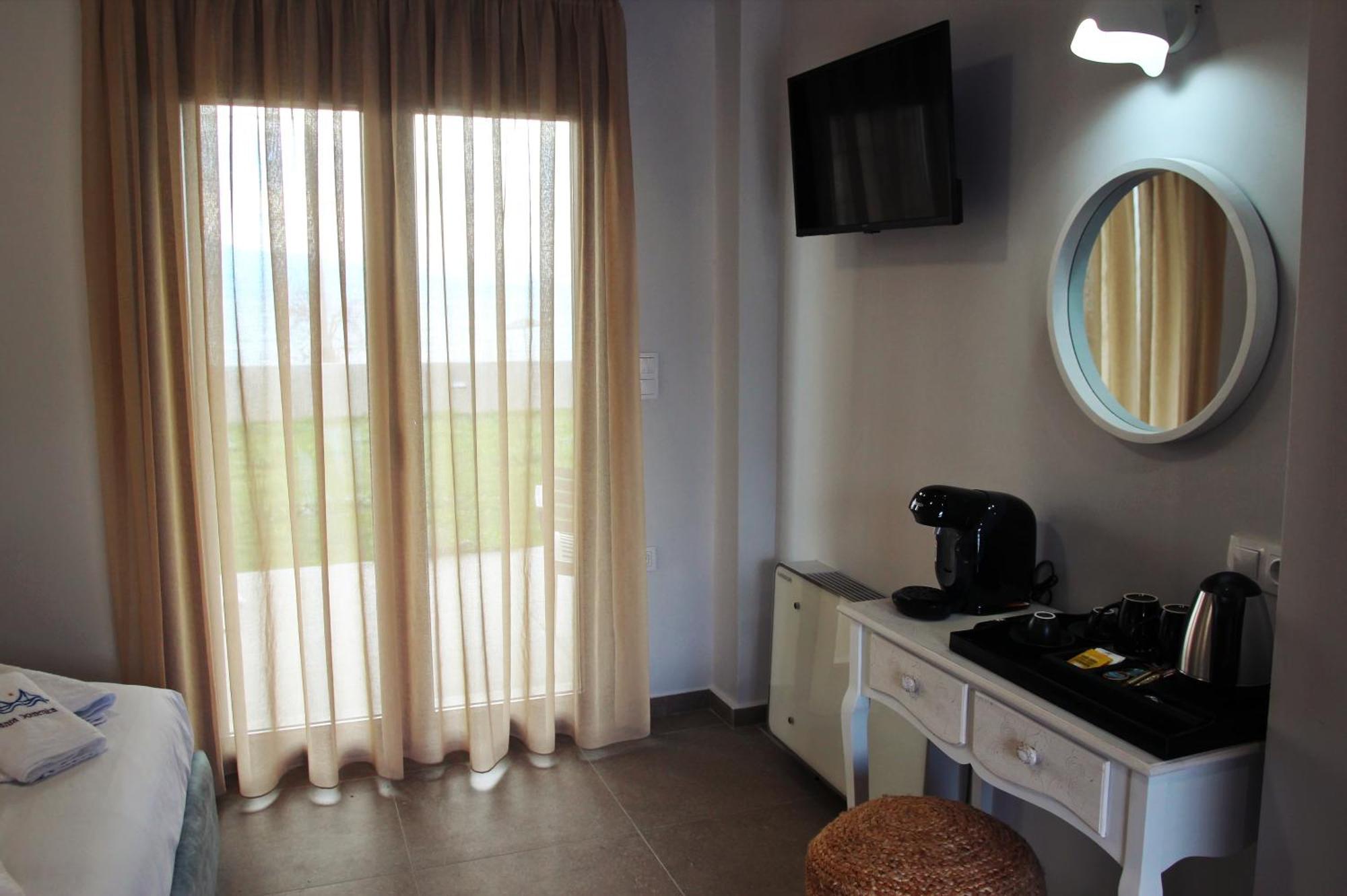 Santa Domenica Nafpaktos - Rooms And Apartments By The Sea Экстерьер фото